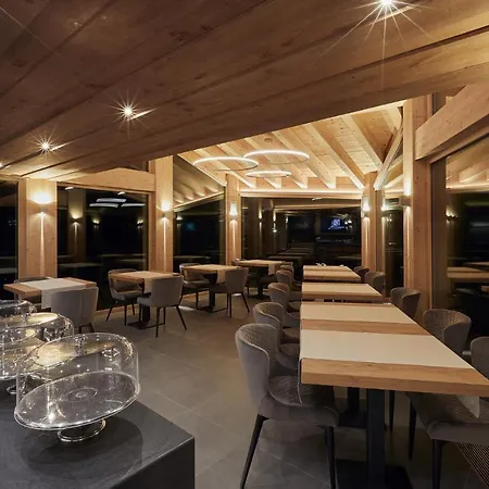 Dimora Degli Dei 酒店 4*