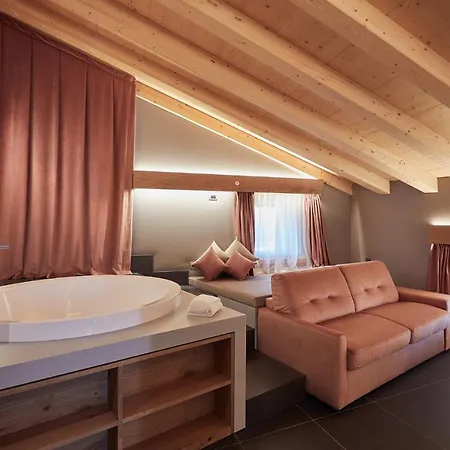 Dimora Degli Dei Hotel 4*
